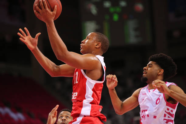 立紧密联系 立紧密联系