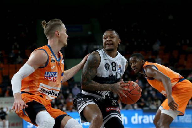 绝不是偶然 绝不是偶然